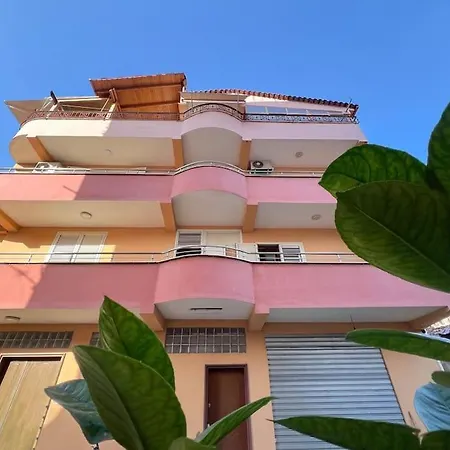 Villa 98 *